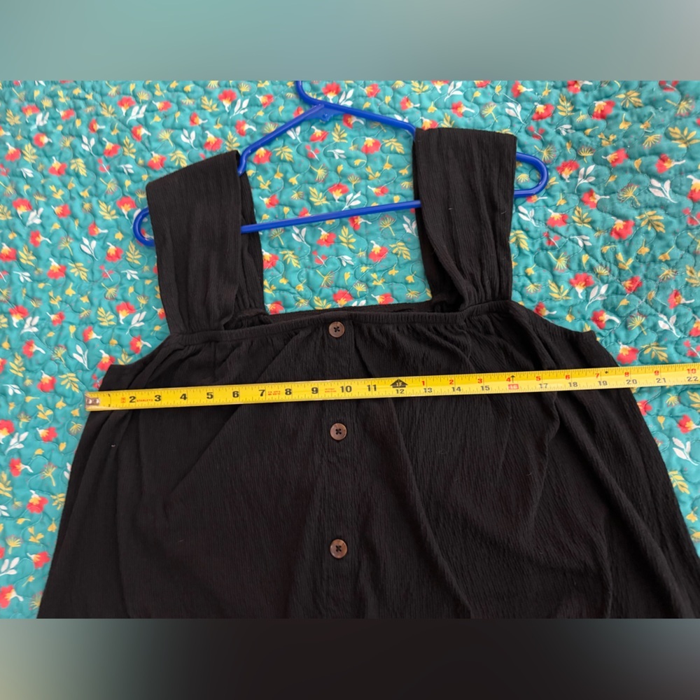 Lane Bryant Black Sleeveless Tank Top 18/20 Decorative Buttons - Picture 7 of 10